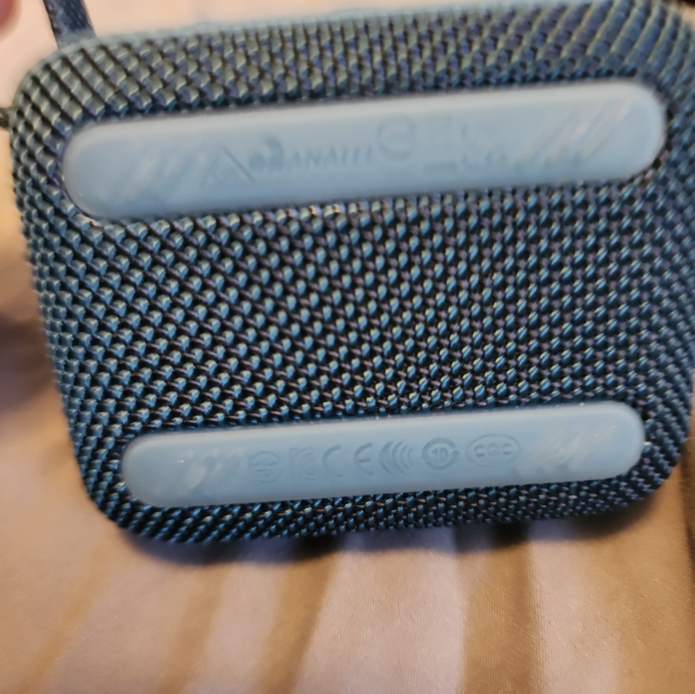 JBL speaker - Picture 3 of 4